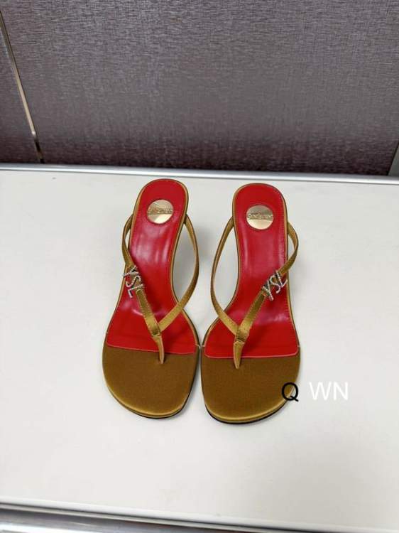 Picture of YSL Shoes _SKUYSLsz35-408CMWN060120647